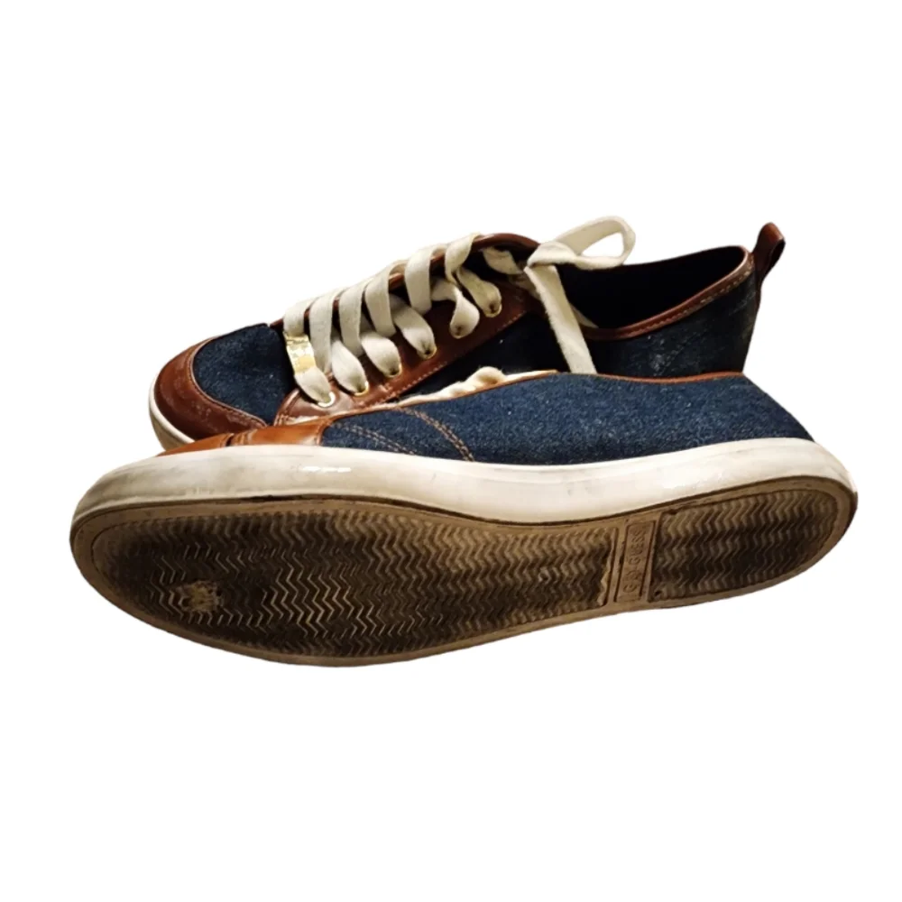 G by Guess Denim Sneakers Size 9.5 - Picture 3 of 3